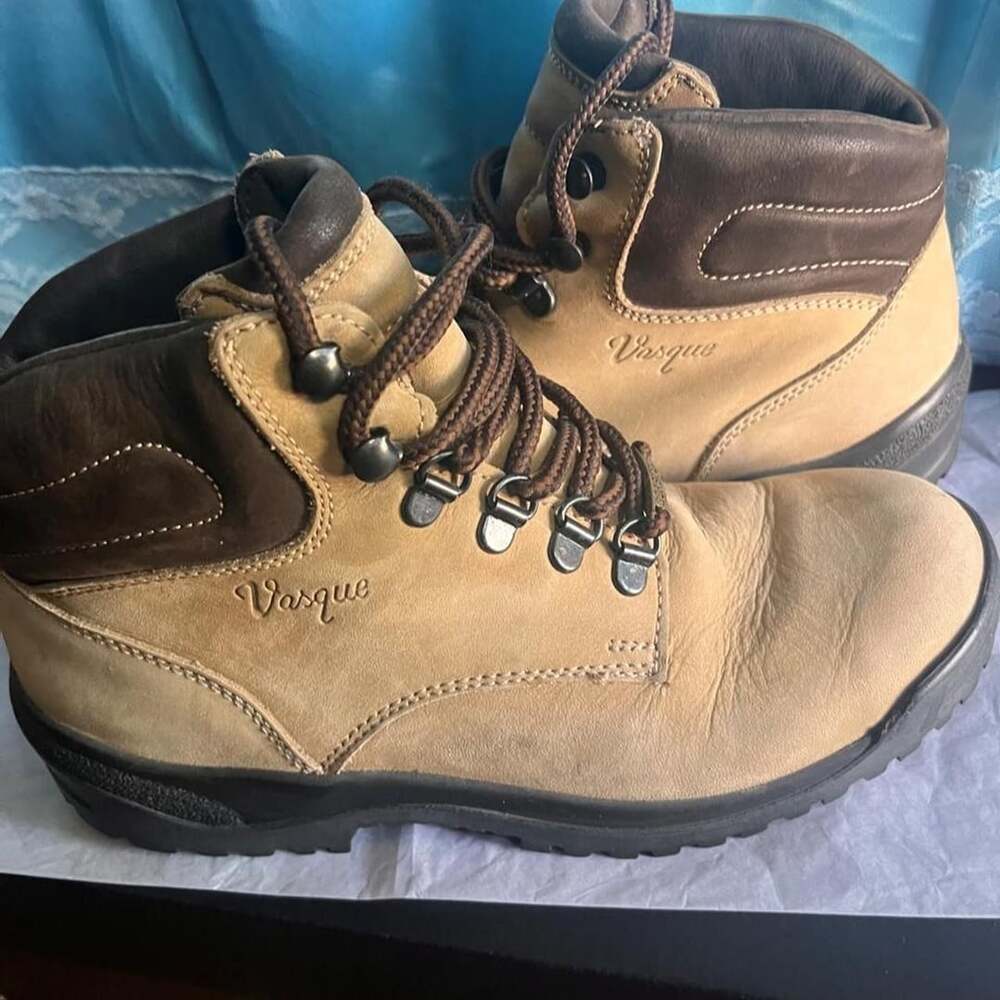 Vintage Vasque Alpha GTX Suede Hiking Boots Made in Italy